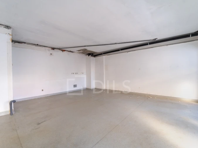 Loja para Arrendamento em Ramalde Foto 5