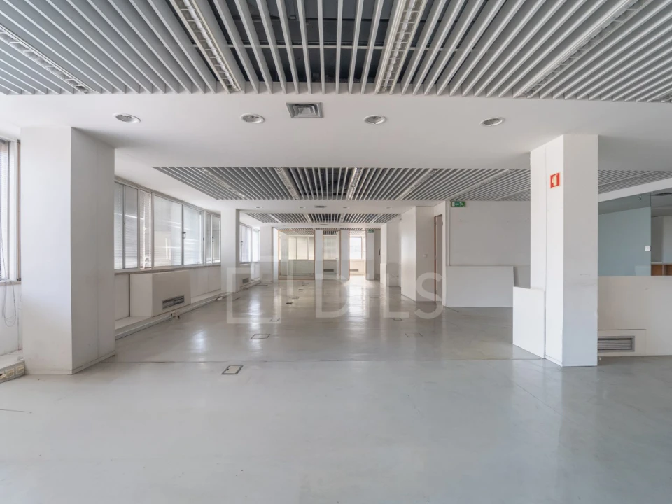 Escritório para Arrendamento em Aldoar, Foz do Douro e Nevogilde Foto 2