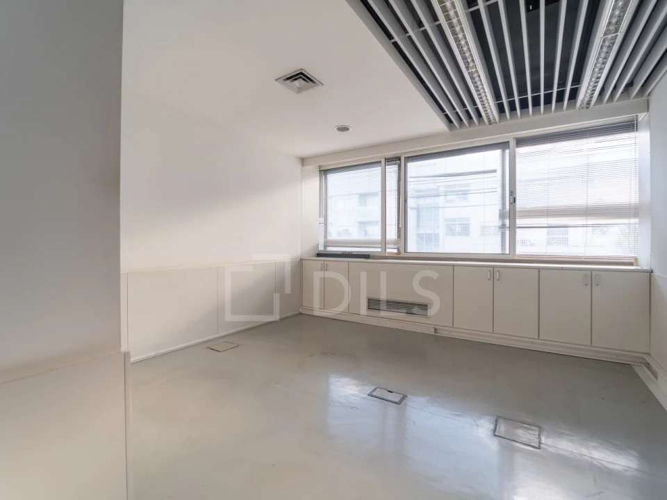 Escritório para Arrendamento em Aldoar, Foz do Douro e Nevogilde Foto 8