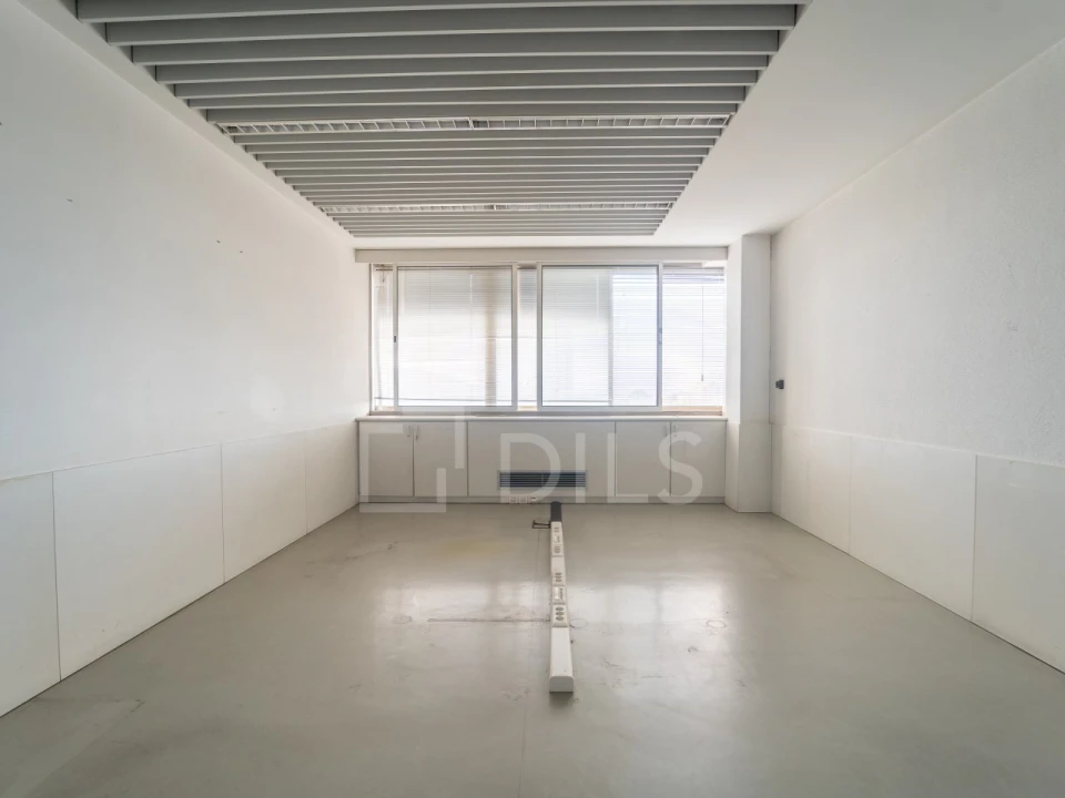 Escritório para Arrendamento em Aldoar, Foz do Douro e Nevogilde Foto 9