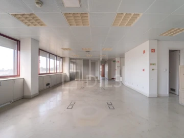 Escritório para Arrendamento em Aldoar, Foz do Douro e Nevogilde