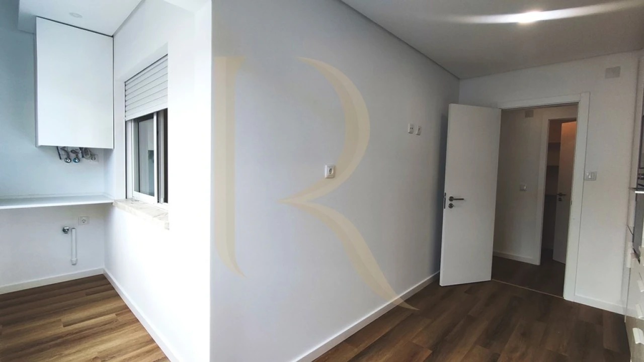 Apartamento T3 para Venda em Almada, Cova da Piedade, Pragal e Cacilhas Foto 11