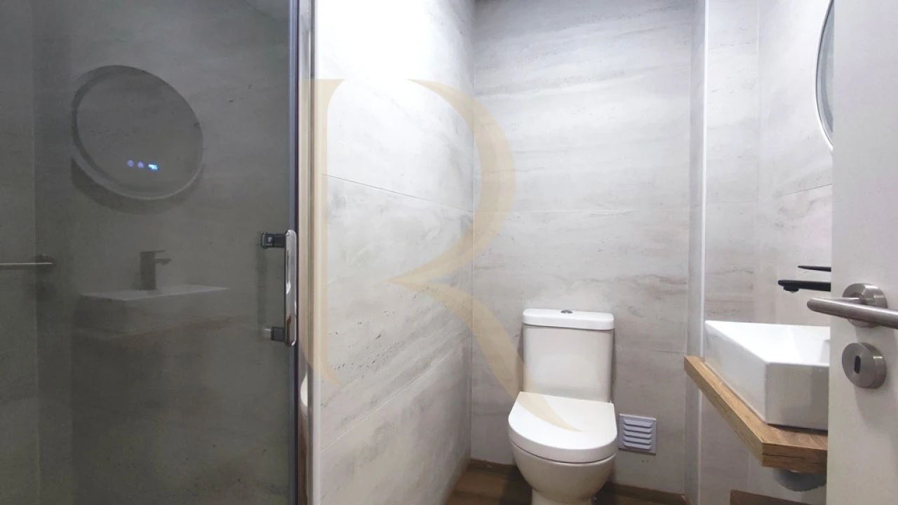 Apartamento T3 para Venda em Almada, Cova da Piedade, Pragal e Cacilhas Foto 16