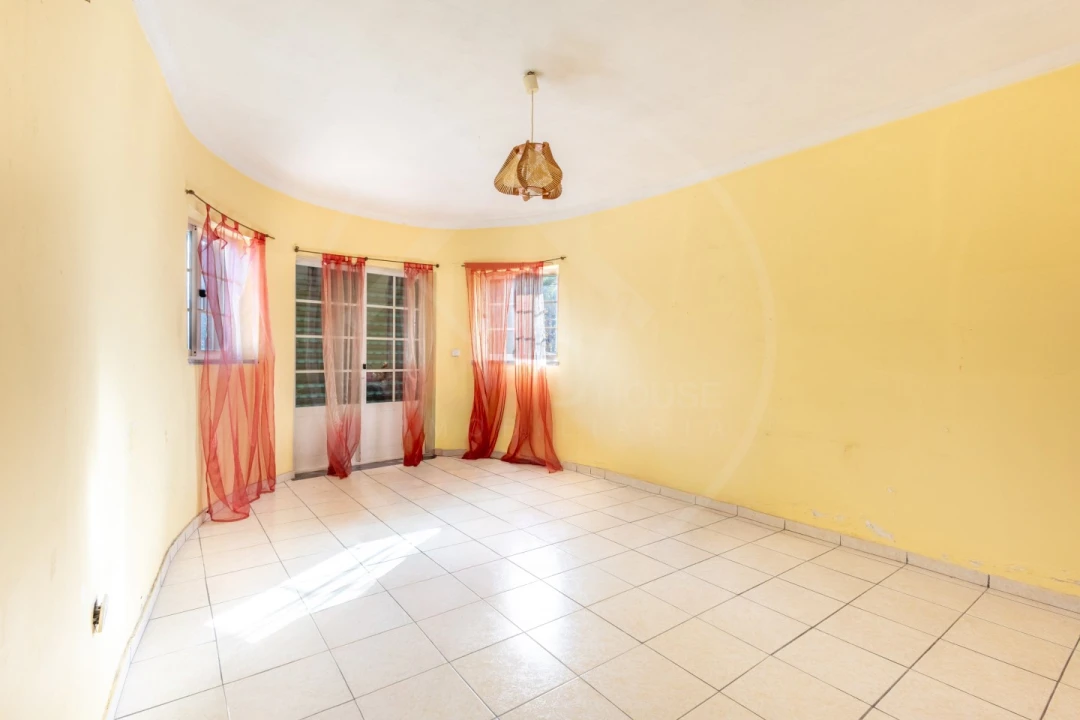 Moradia T3 para Venda em Sabroso de Aguiar Foto 12