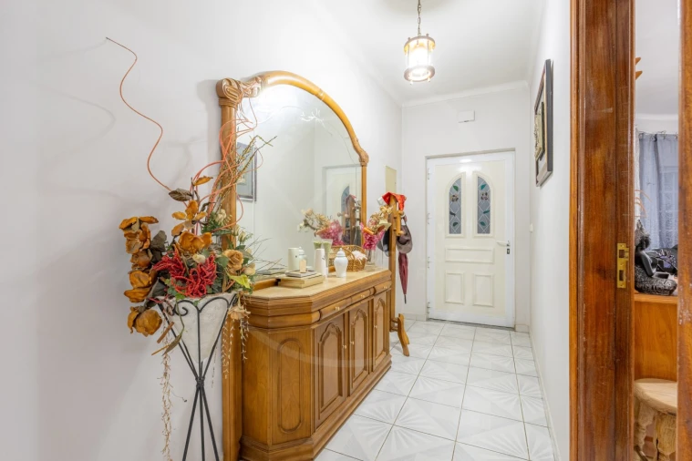 Moradia T3 para Venda em Sabroso de Aguiar Foto 10