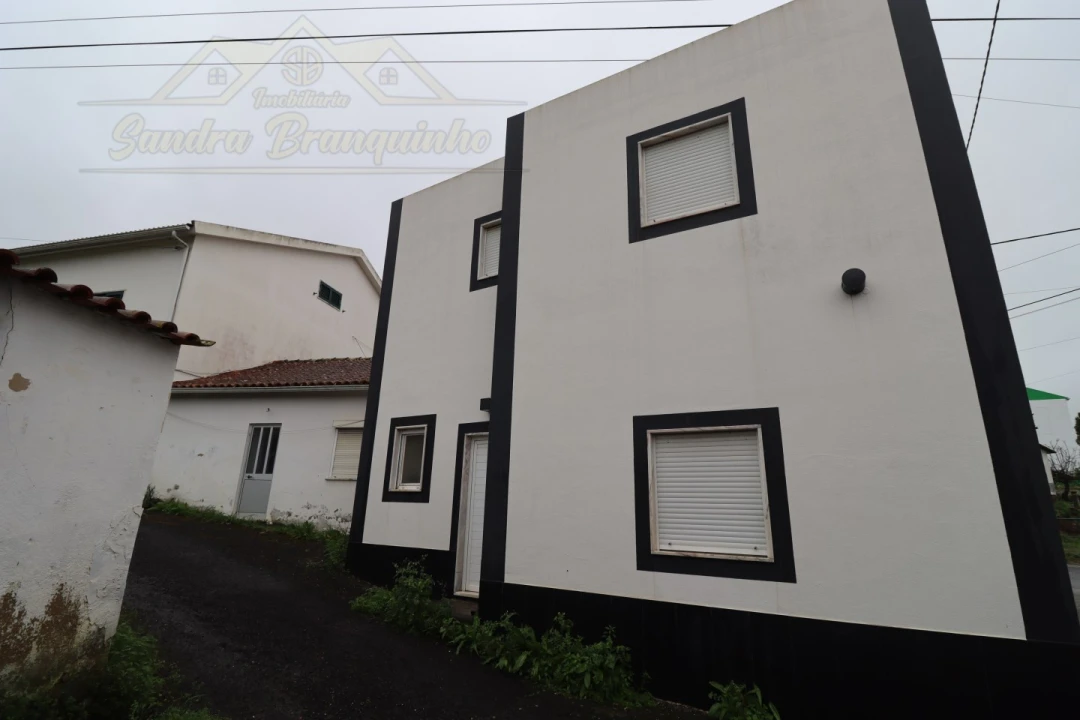 Prédio para Venda em Ramalhal Foto 24