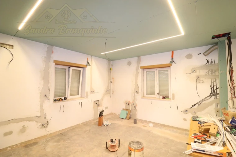 Prédio para Venda em Ramalhal Foto 9