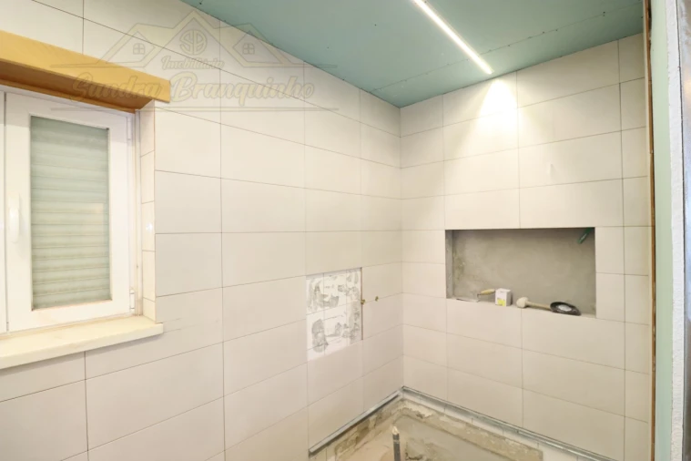 Prédio para Venda em Ramalhal Foto 14