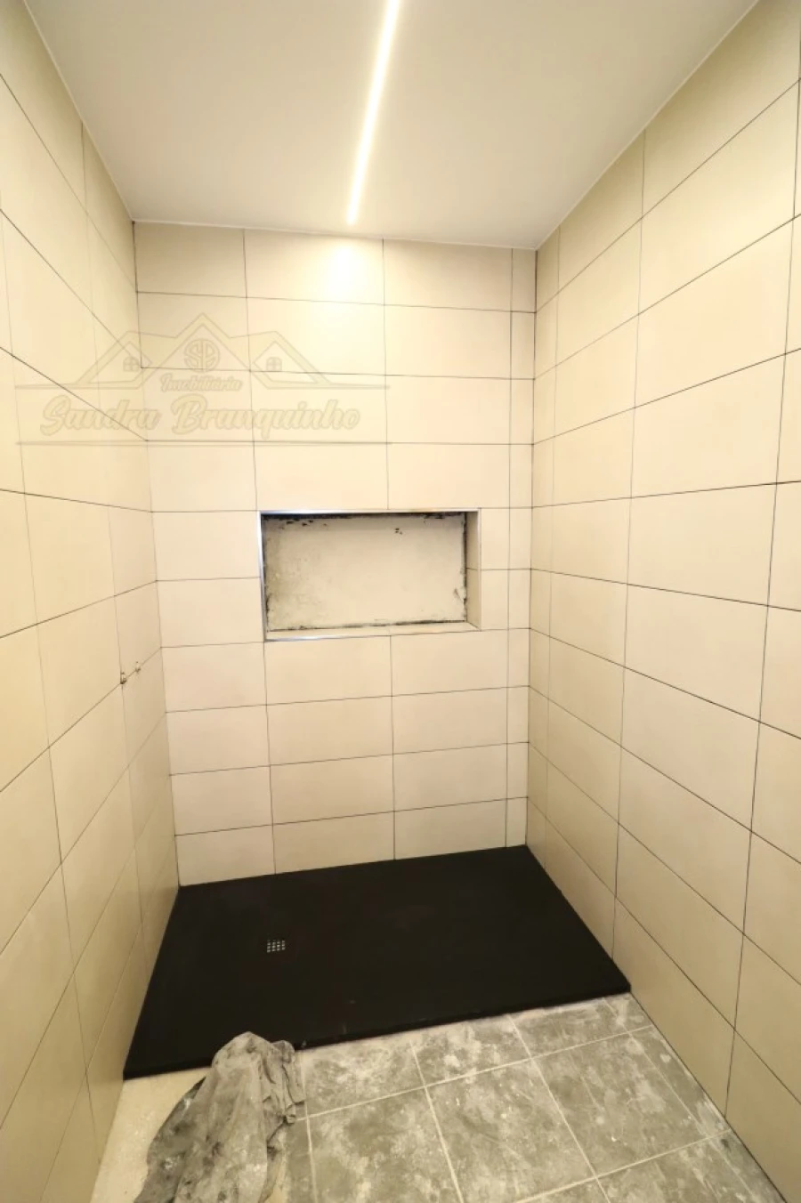 Prédio para Venda em Ramalhal Foto 33