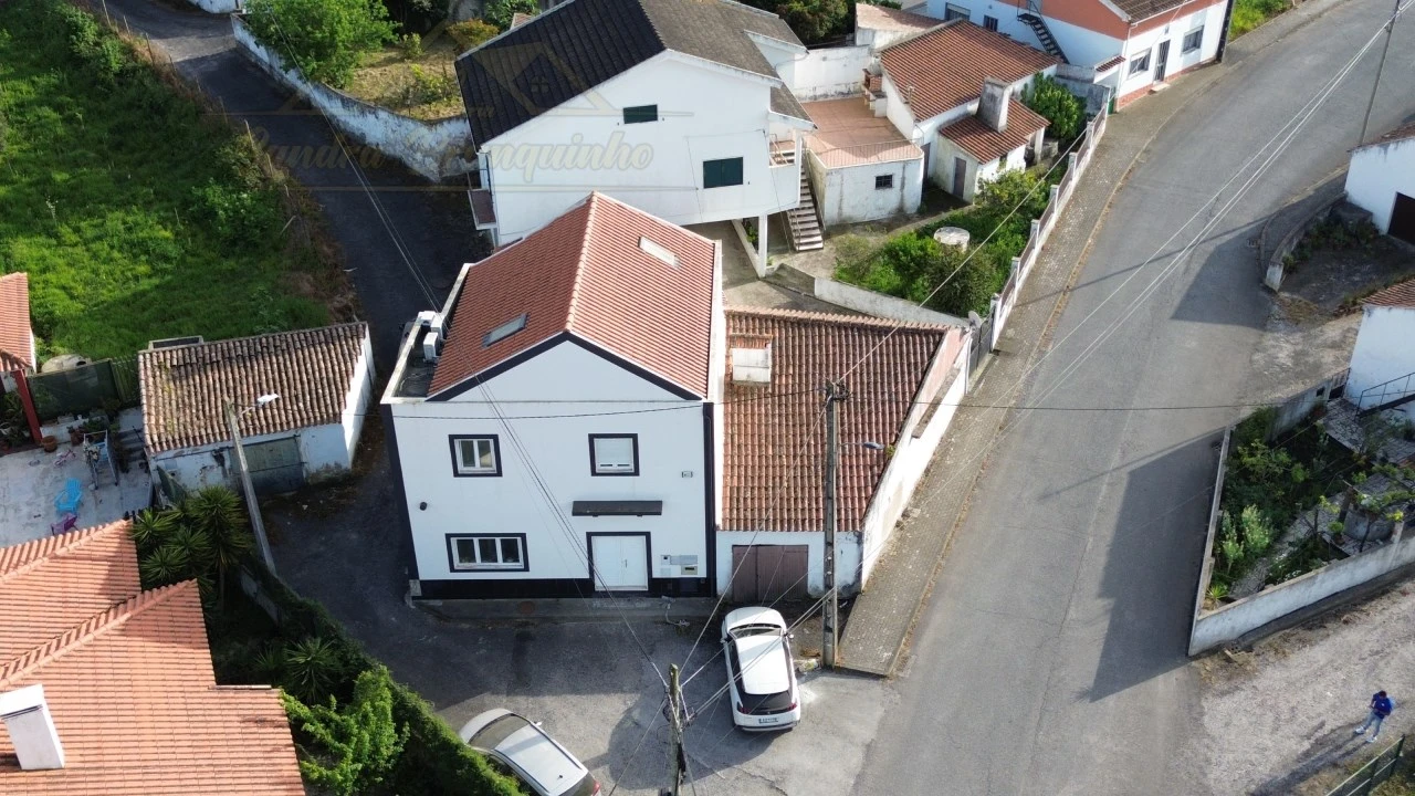 Apartamento T1 para Venda em Ramalhal Foto 17