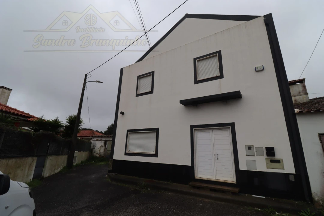 Apartamento T2 para Venda em Ramalhal Foto 26