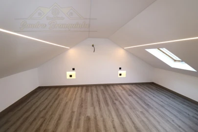 Apartamento T2 para Venda em Ramalhal