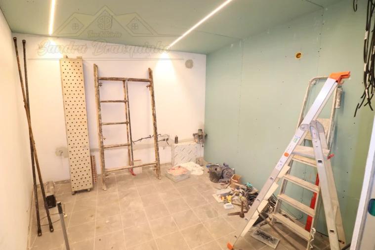 Apartamento T2 para Venda em Ramalhal Foto 3