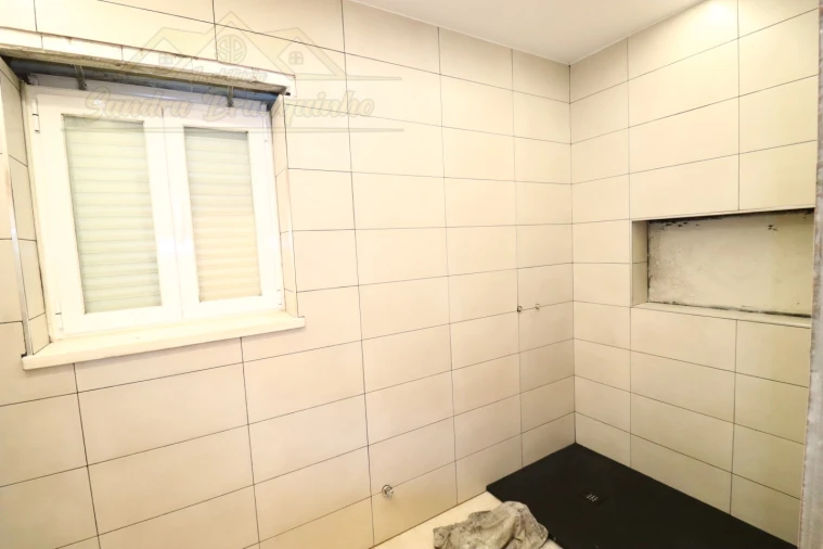 Apartamento T2 para Venda em Ramalhal Foto 30