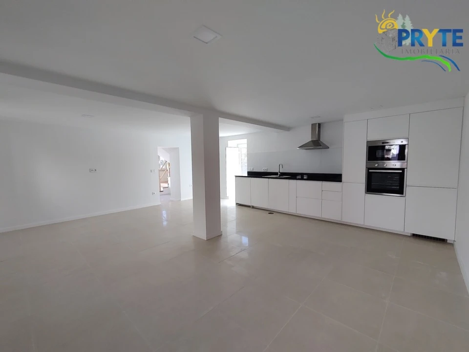 Moradia T3 para Venda em Sertã Foto 14