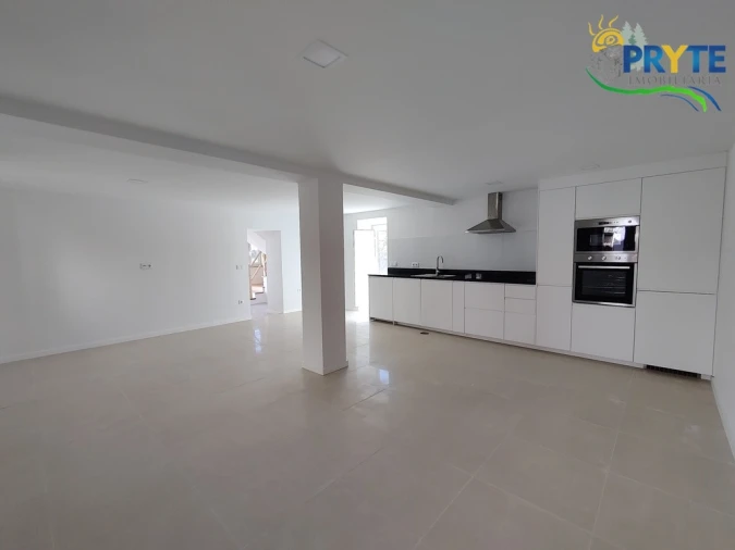 Moradia T3 para Venda em Sertã Foto 14