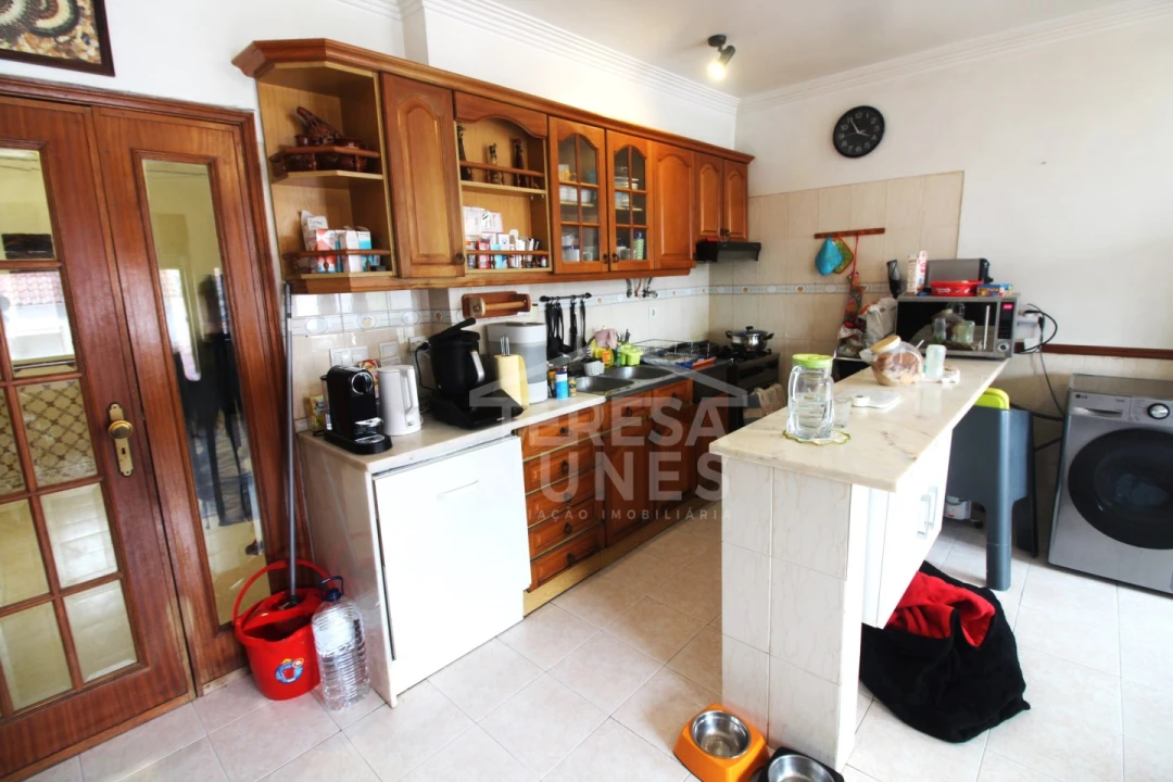 Apartamento T2 para Venda em Charneca de Caparica e Sobreda Foto 4