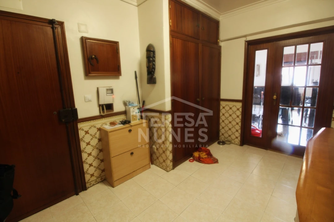 Apartamento T2 para Venda em Charneca de Caparica e Sobreda Foto 6
