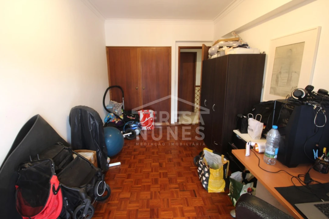 Apartamento T2 para Venda em Charneca de Caparica e Sobreda Foto 13