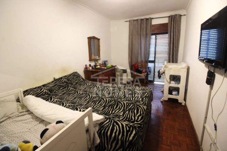 Apartamento T2 para Venda em Charneca de Caparica e Sobreda Foto 9
