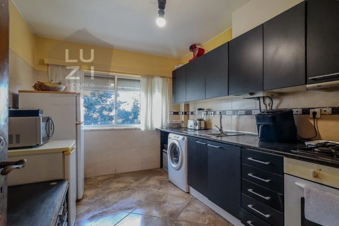 Apartamento T2 para Venda em Lagos (São Sebastião e Santa Maria) Foto 8