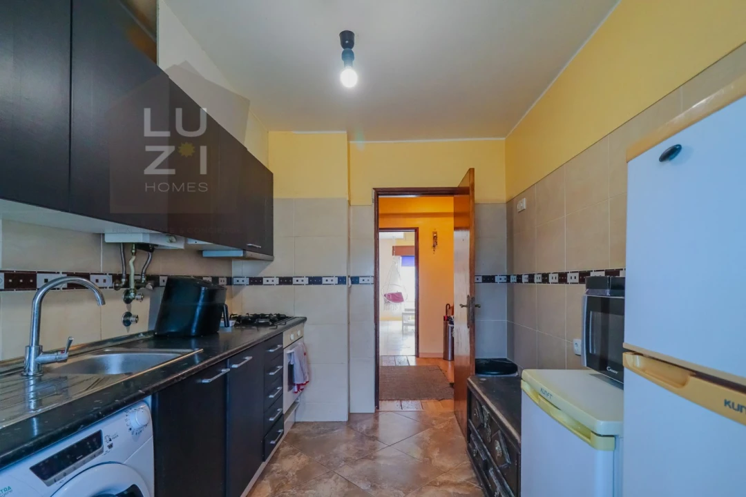 Apartamento T2 para Venda em Lagos (São Sebastião e Santa Maria) Foto 12