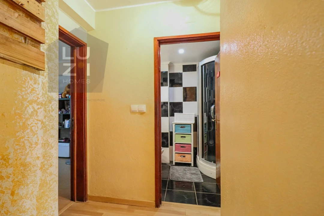 Apartamento T2 para Venda em Lagos (São Sebastião e Santa Maria) Foto 15