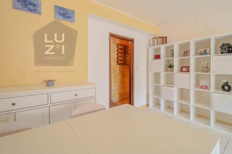 Apartamento T2 para Venda em Lagos (São Sebastião e Santa Maria) Foto 3