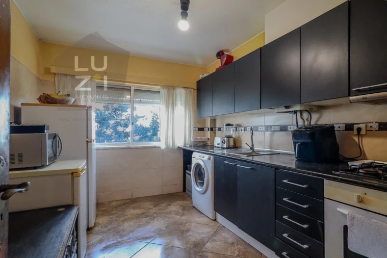 Apartamento T2 para Venda em Lagos (São Sebastião e Santa Maria) Foto 8