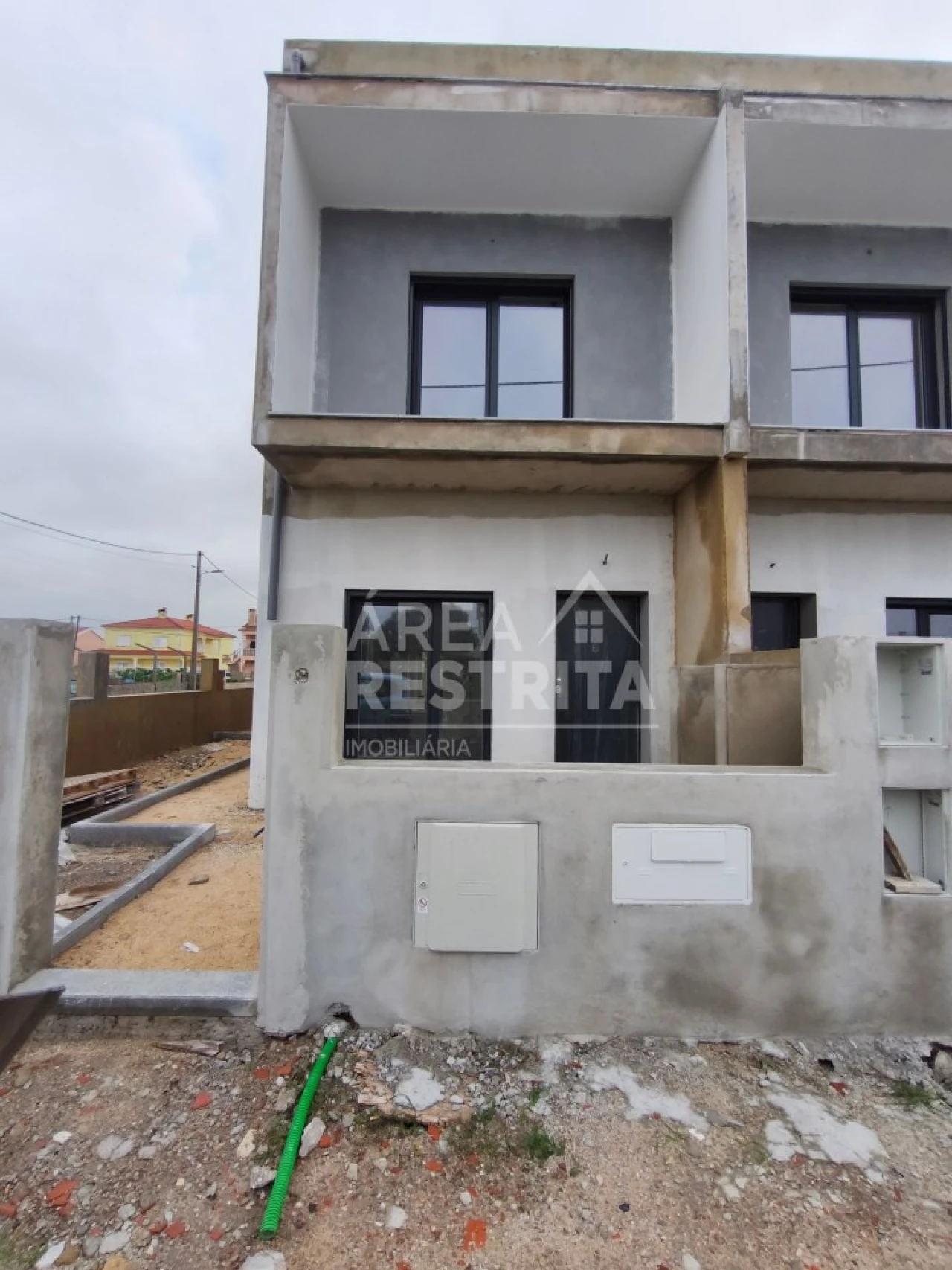 Moradia T4 para Venda em Fernao Ferro Foto 3