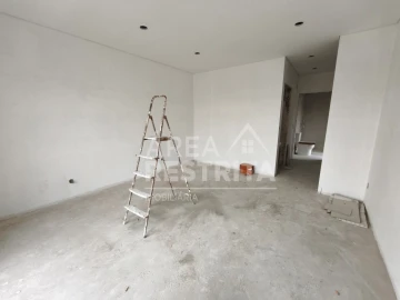 Moradia T4 para Venda em Fernao Ferro