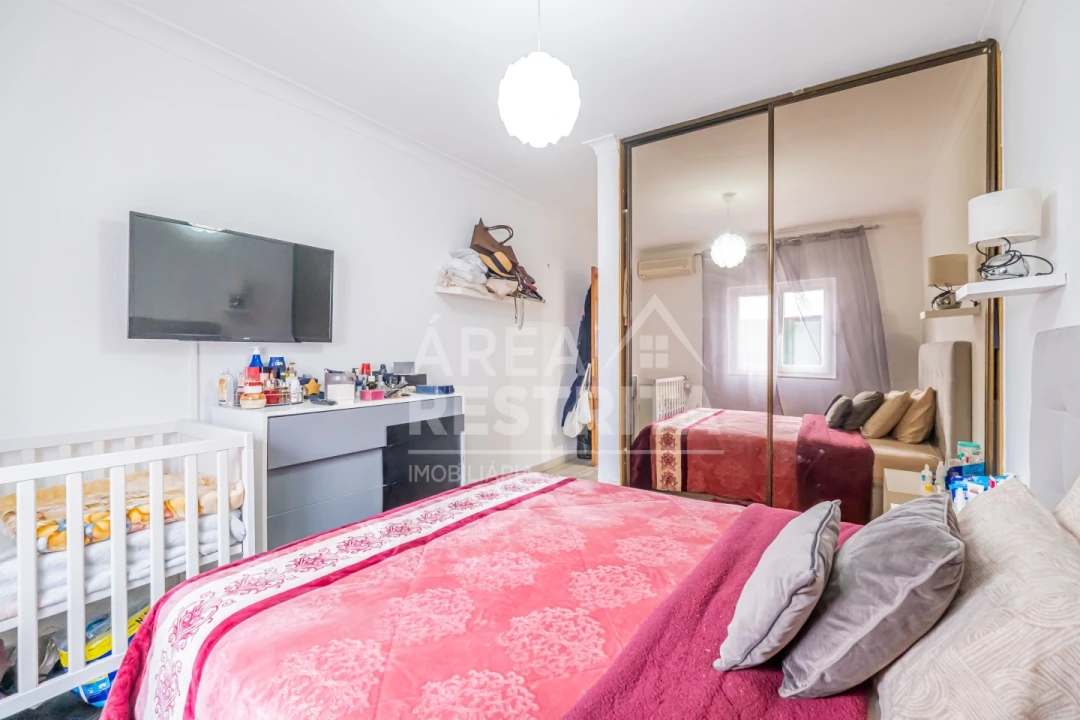 Moradia T3 para Venda em Quinta do Conde Foto 6