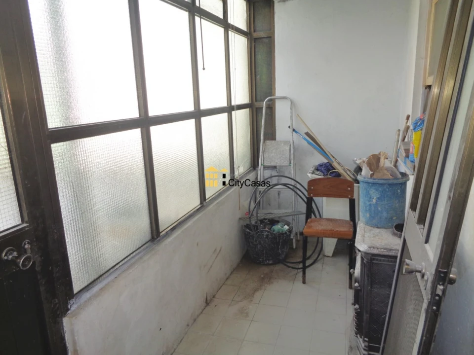 Moradia T2 para Venda em Oliveira do Douro Foto 12