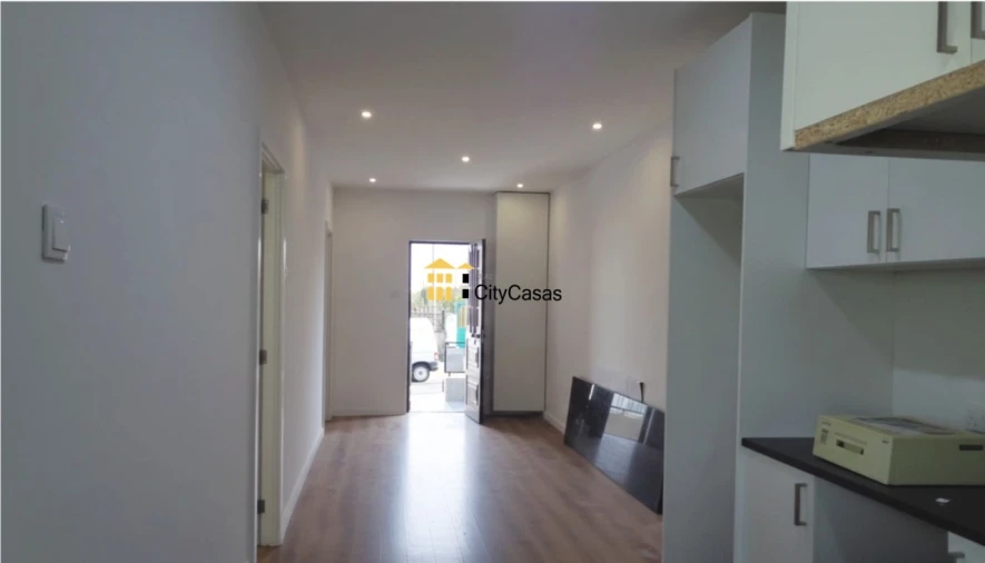 Moradia T2 para Venda em Oliveira do Douro Foto 4