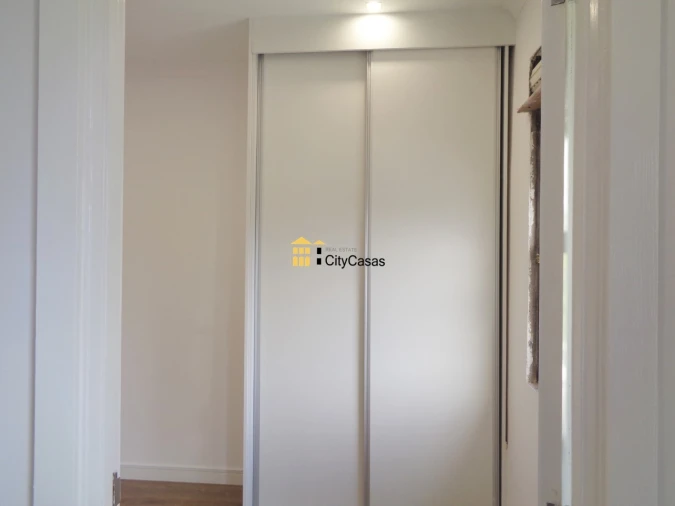 Moradia T2 para Venda em Oliveira do Douro Foto 9