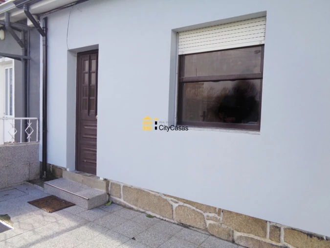 Moradia T2 para Venda em Oliveira do Douro Foto 14