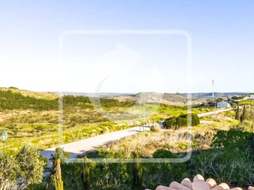 Moradia T4 para Venda em Budens Foto 29