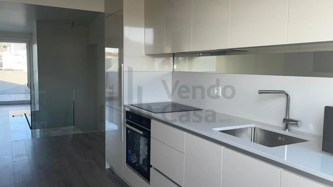 Apartamento T2 para Arrendamento em São Vitor (Braga) Foto 31