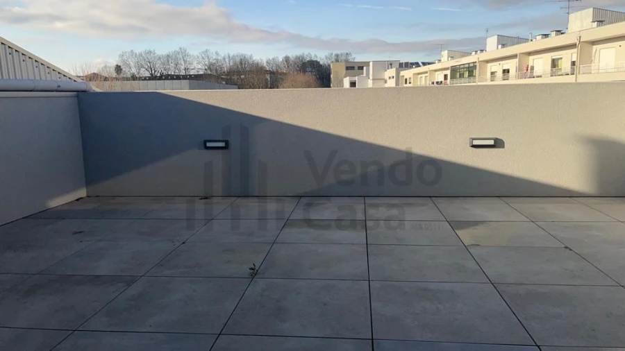 Apartamento T2 para Arrendamento em São Vitor (Braga) Foto 7