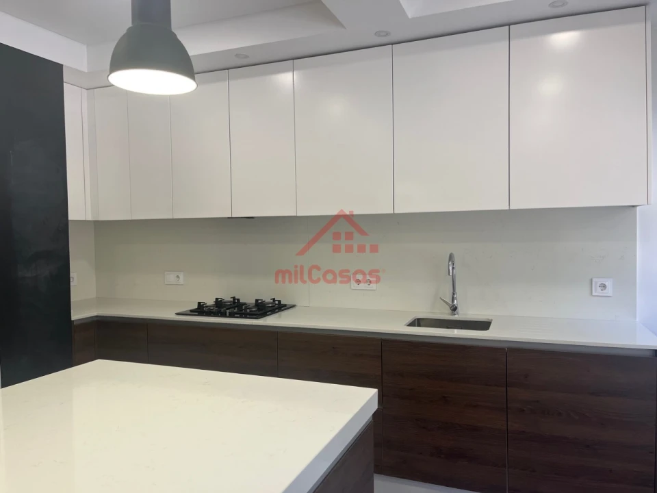 Apartamento T2 para Arrendamento em Lumiar Foto 13