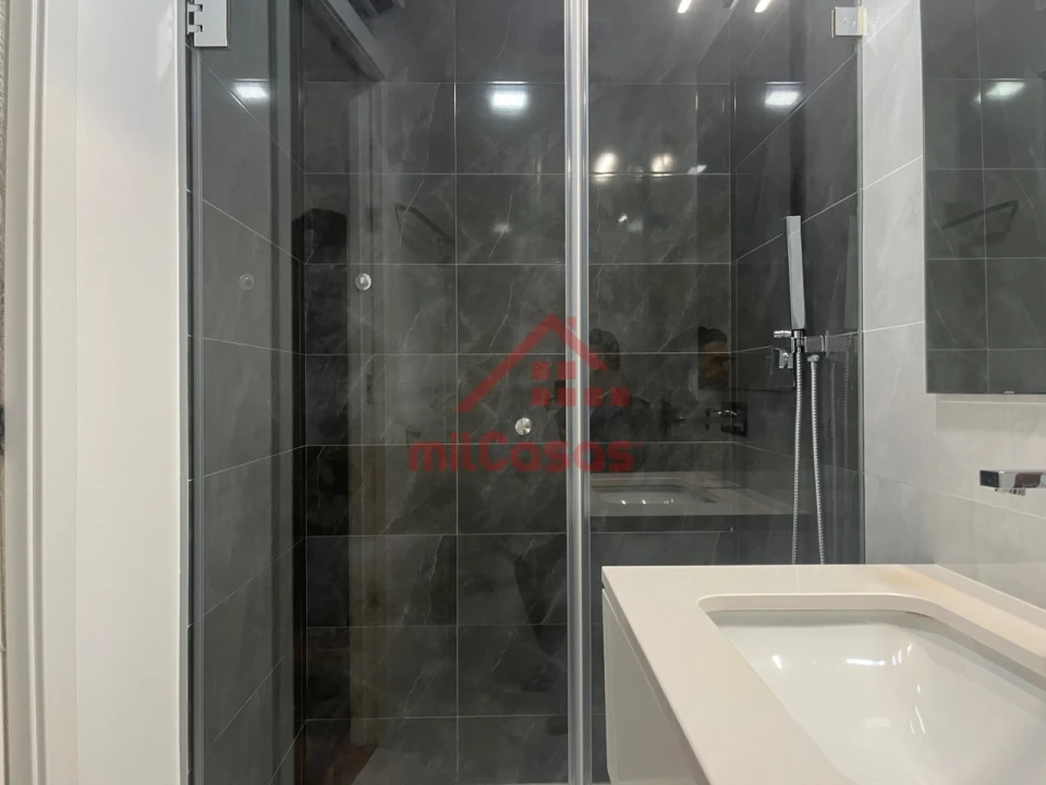 Apartamento T2 para Arrendamento em Lumiar Foto 23