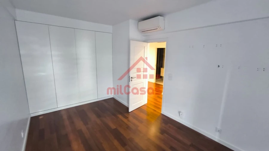 Apartamento T2 para Arrendamento em Lumiar Foto 26