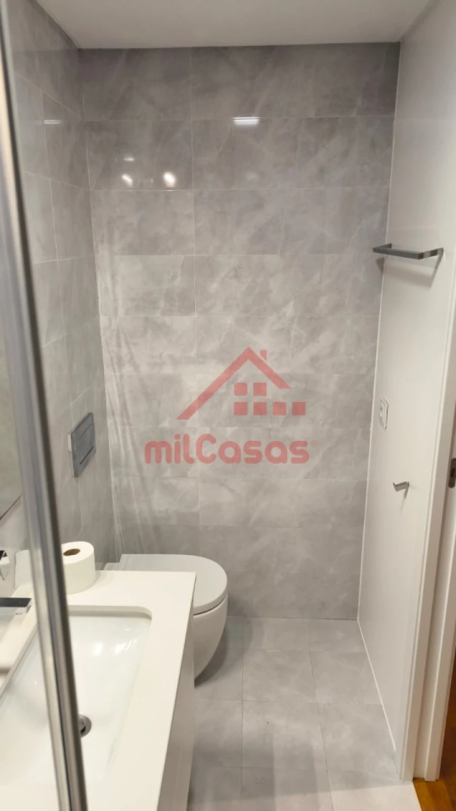 Apartamento T2 para Arrendamento em Lumiar Foto 32