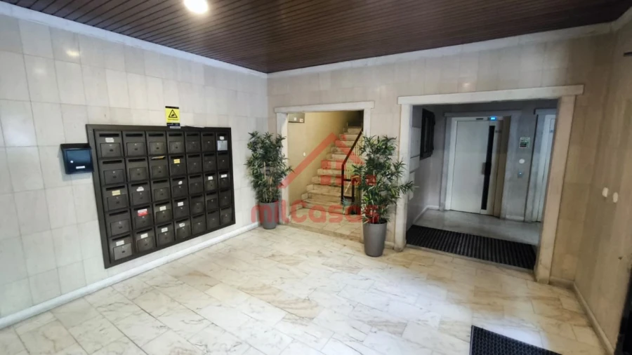 Apartamento T2 para Arrendamento em Lumiar Foto 37