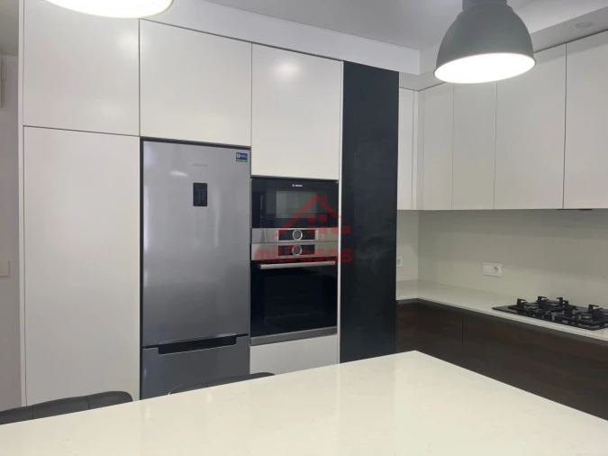 Apartamento T2 para Arrendamento em Lumiar Foto 12