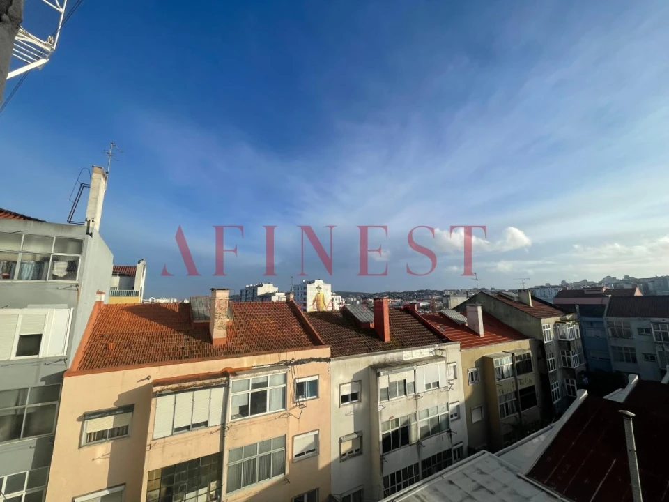 Apartamento T3 para Venda em Falagueira-Venda Nova Foto 1