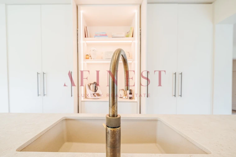 Moradia T5 para Venda em Santa Maria e São Miguel, São Martinho, São Pedro Penaferrim Foto 25