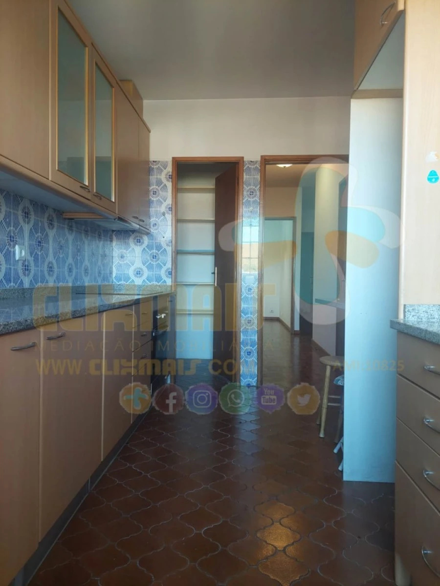 Apartamento T3 para Arrendamento em Braga (São José de São Lázaro e São João do Souto) Foto 2