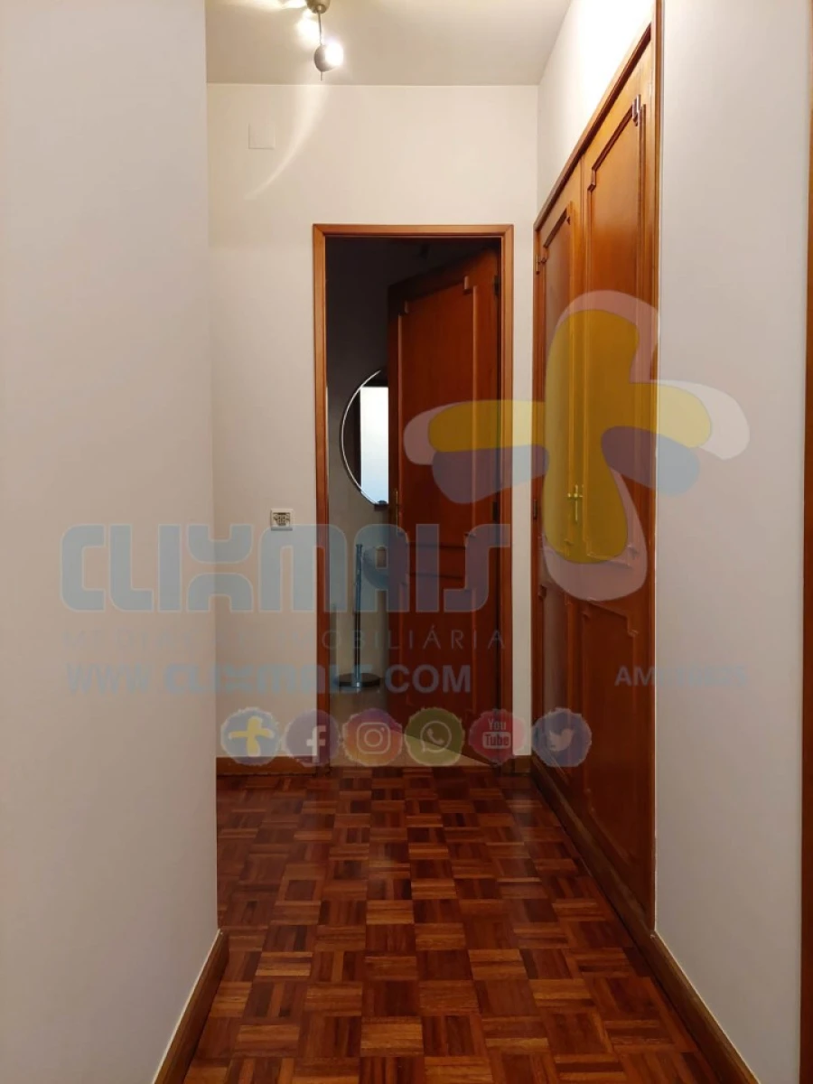 Apartamento T3 para Arrendamento em Braga (São José de São Lázaro e São João do Souto) Foto 14