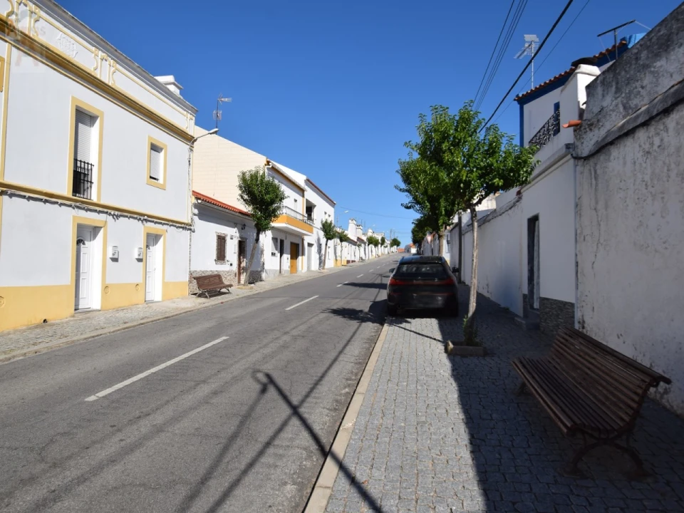 Moradia T2 para Venda em Santa Eulalia Foto 1